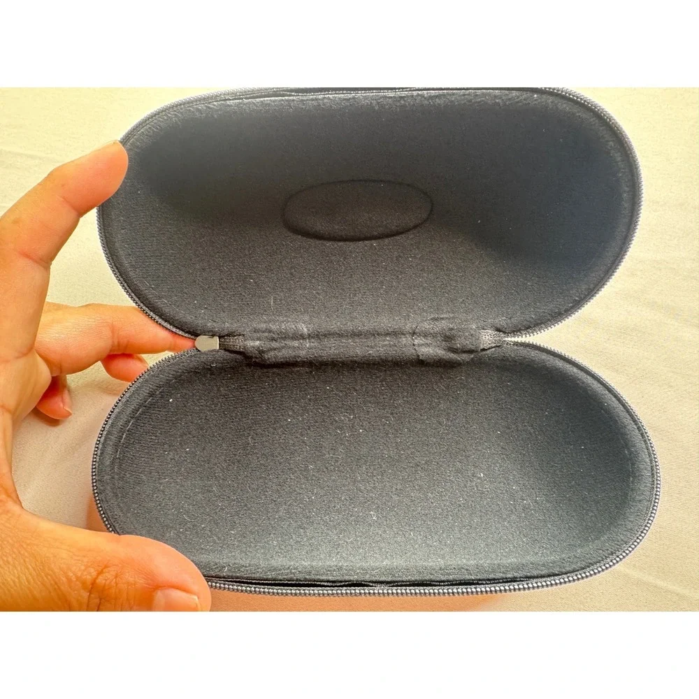 Oakley Vault Hard Sunglasses Case Black Ballistic Nylon Zippered Eyewear protect